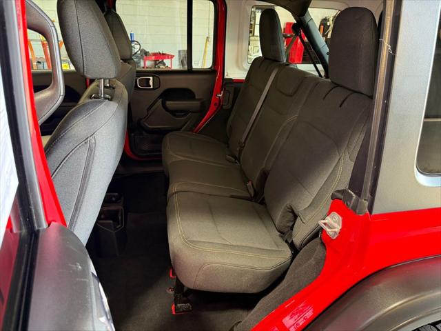2025 Jeep Wrangler 4-Door Willys 4x4
