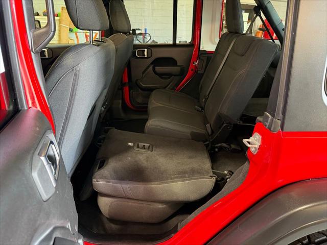 2025 Jeep Wrangler 4-Door Willys 4x4