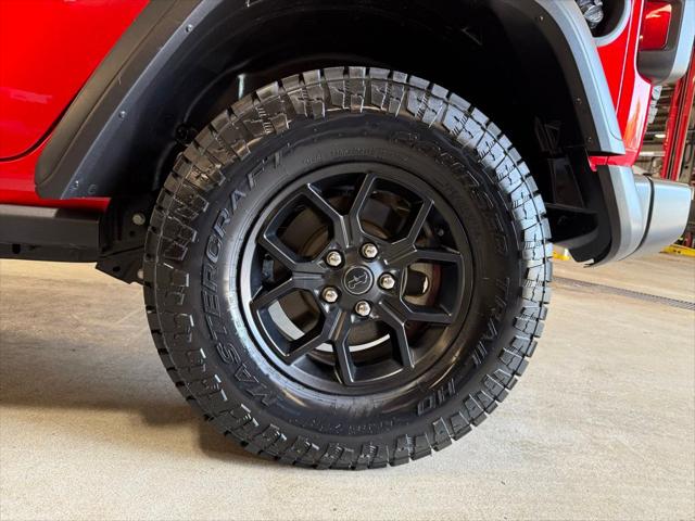 2025 Jeep Wrangler 4-Door Willys 4x4
