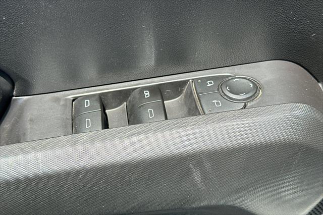 2023 GMC Canyon 2WD Crew Cab Short Box Elevation