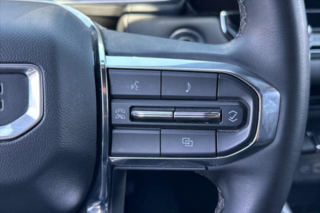 2023 GMC Canyon 2WD Crew Cab Short Box Elevation
