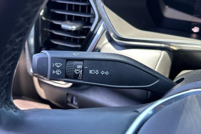 2023 GMC Canyon 2WD Crew Cab Short Box Elevation