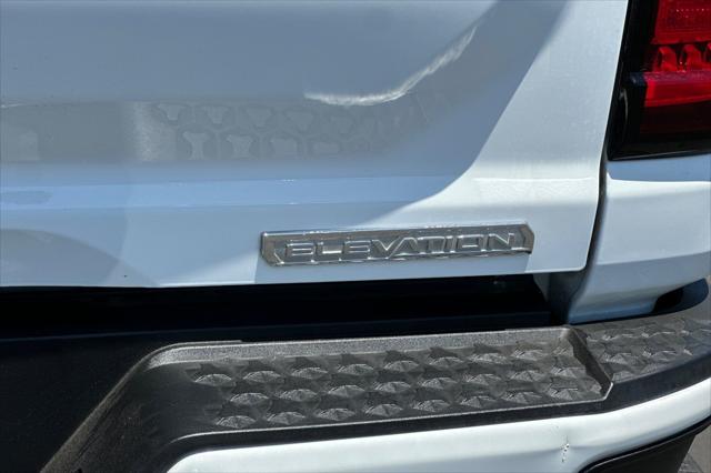 2023 GMC Canyon 2WD Crew Cab Short Box Elevation