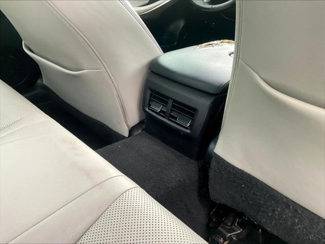 2016 Lexus IS 300 300