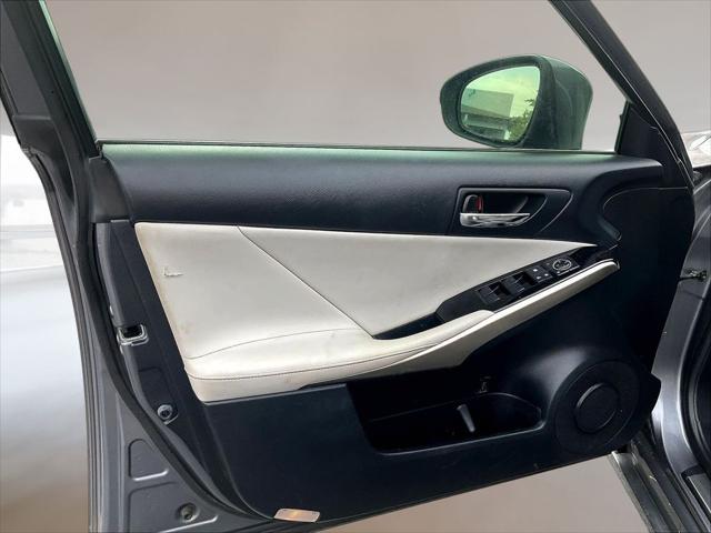 2016 Lexus IS 300 300