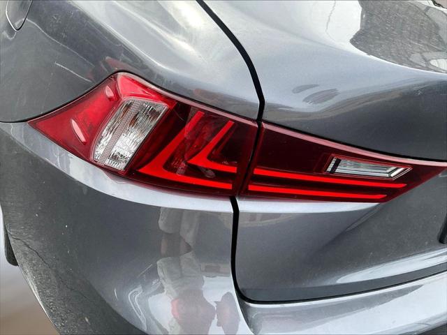 2016 Lexus IS 300 300