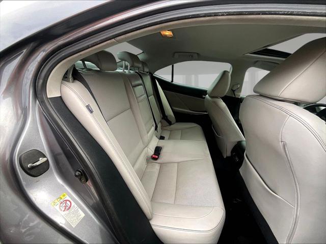 2016 Lexus IS 300 300