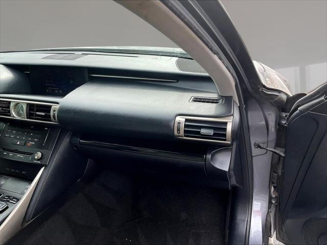 2016 Lexus IS 300 300