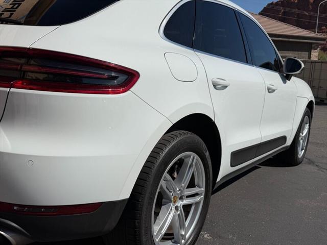 2018 Porsche Macan S