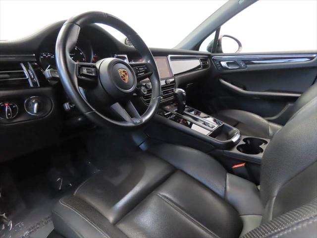 2023 Porsche Macan T