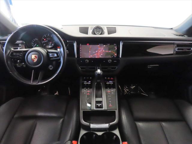 2023 Porsche Macan T