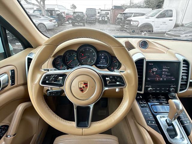 2017 Porsche Cayenne Unknown