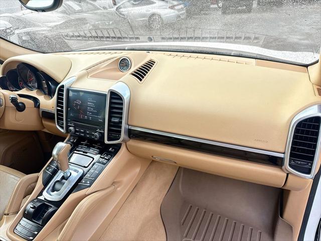 2017 Porsche Cayenne Unknown
