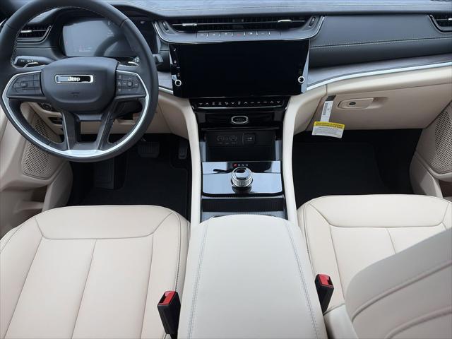 2026 Jeep Grand Cherokee Limited 4x2