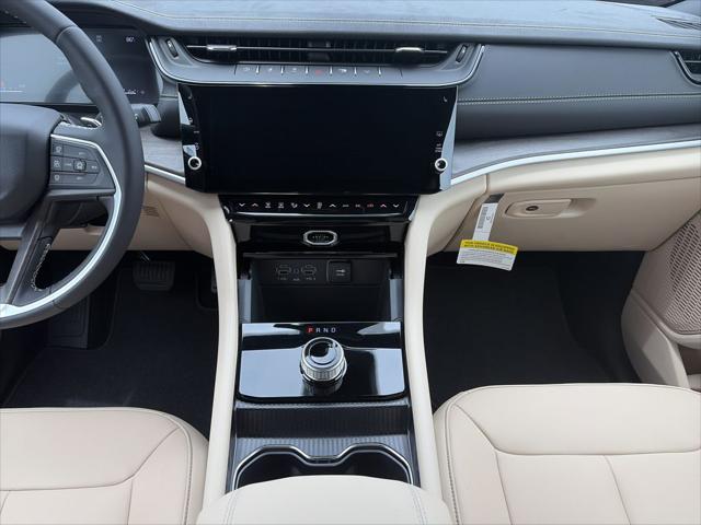 2026 Jeep Grand Cherokee Limited 4x2