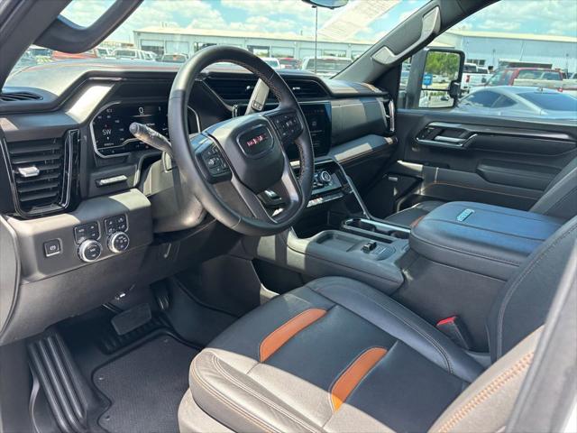 2024 GMC Sierra 2500HD 4WD Crew Cab Standard Bed AT4