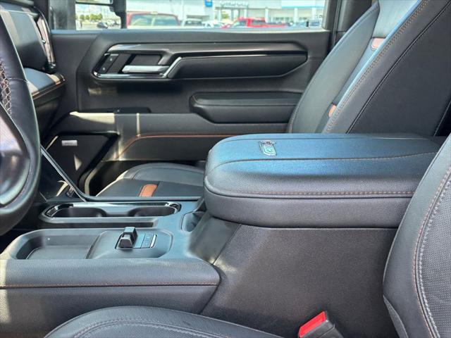 2024 GMC Sierra 2500HD 4WD Crew Cab Standard Bed AT4