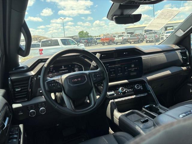 2024 GMC Sierra 2500HD 4WD Crew Cab Standard Bed AT4