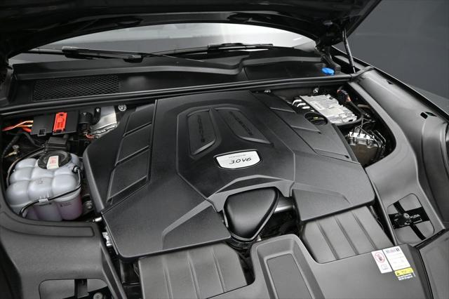 2023 Porsche Cayenne Base