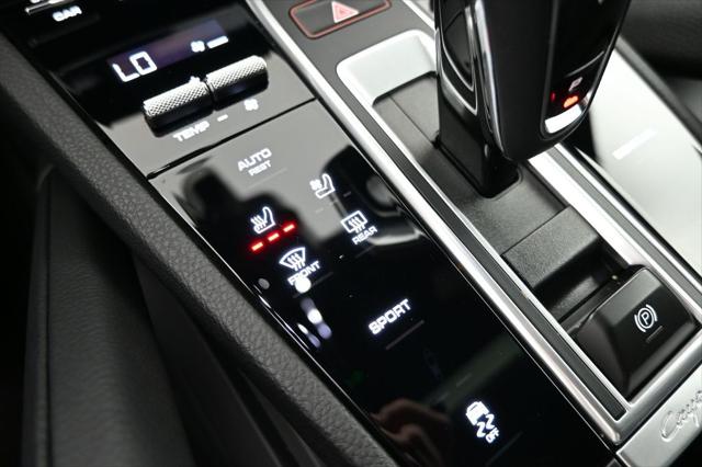 2023 Porsche Cayenne Base