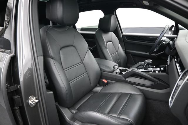 2023 Porsche Cayenne Base