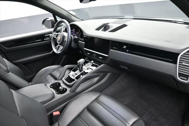 2023 Porsche Cayenne Base