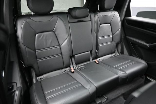 2023 Porsche Cayenne Base