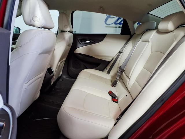 2022 Chevrolet Malibu FWD LT