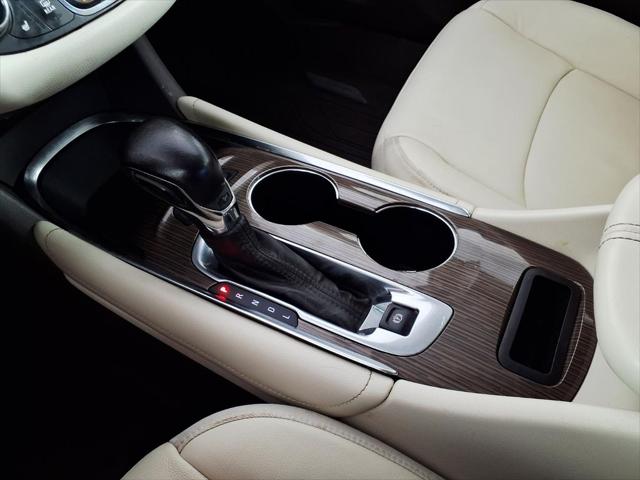 2022 Chevrolet Malibu FWD LT