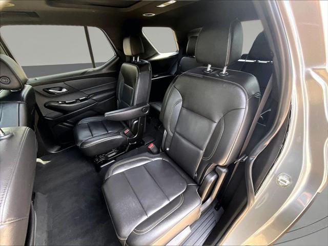 2023 Chevrolet Traverse AWD LT Leather