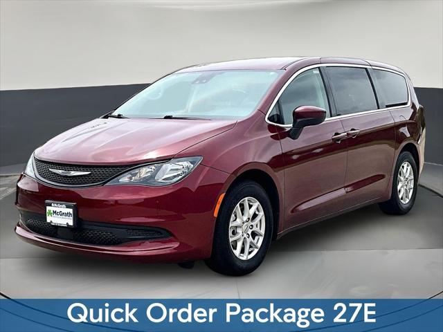 2023 Chrysler Voyager LX