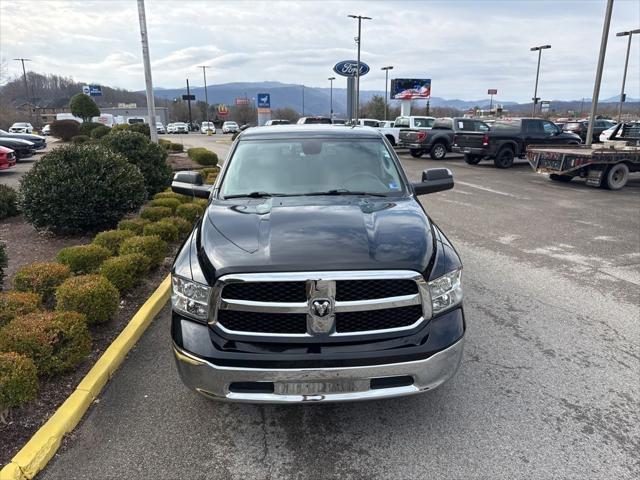 2023 Ram 1500 Classic SLT Crew Cab 4x4 5'7" Box