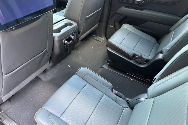 2026 GMC Yukon XL 4WD AT4