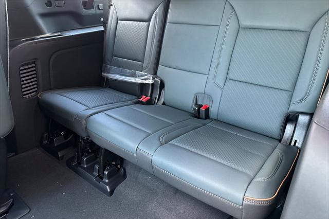 2026 GMC Yukon XL 4WD AT4