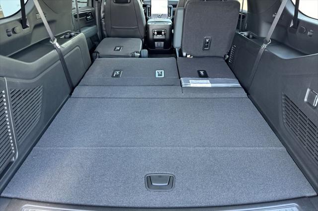 2026 GMC Yukon XL 4WD AT4