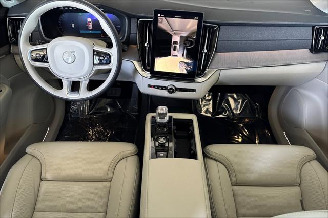 2026 Volvo XC90 Plug-In Hybrid Ultra Dark Theme, T8 AWD, Electric/Gasoline, 7 Seats