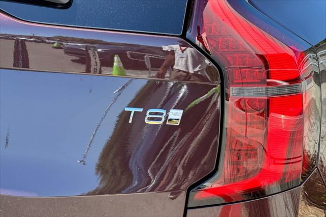 2026 Volvo XC90 Plug-In Hybrid Ultra Dark Theme, T8 AWD, Electric/Gasoline, 7 Seats