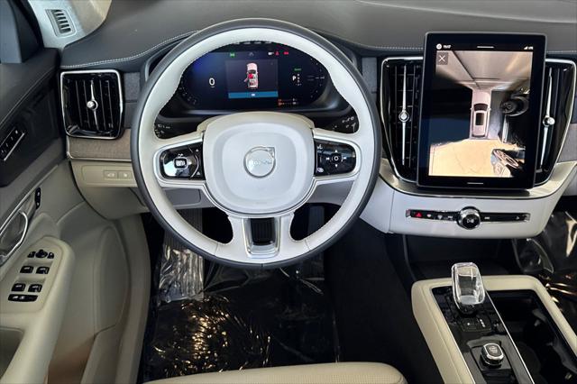 2026 Volvo XC90 Plug-In Hybrid Ultra Dark Theme, T8 AWD, Electric/Gasoline, 7 Seats