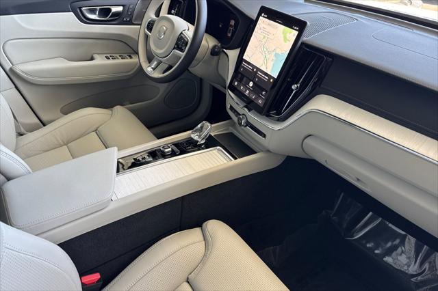 2026 Volvo XC60 Plug-In Hybrid Ultra, T8 AWD Electric/Gasoline, Dark