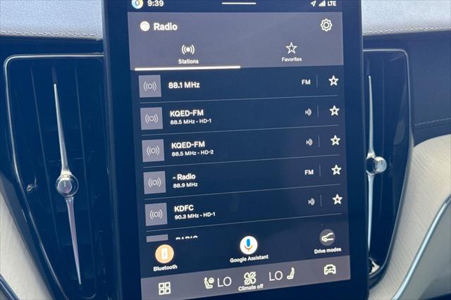 2026 Volvo XC60 Plug-In Hybrid Ultra, T8 AWD Electric/Gasoline, Dark