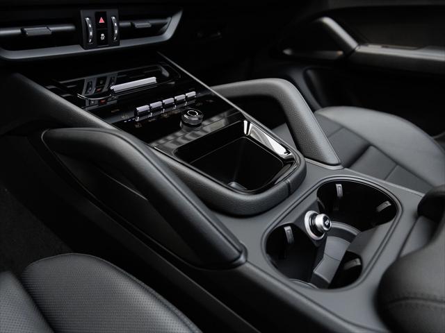2026 Porsche Cayenne Unknown