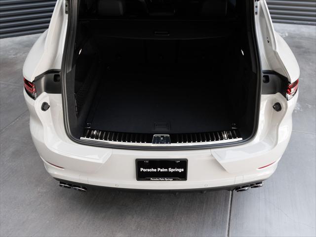 2026 Porsche Cayenne Unknown