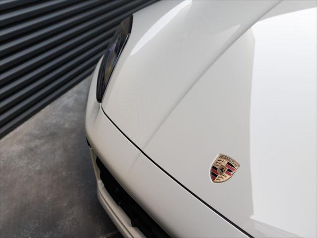 2026 Porsche Cayenne Unknown