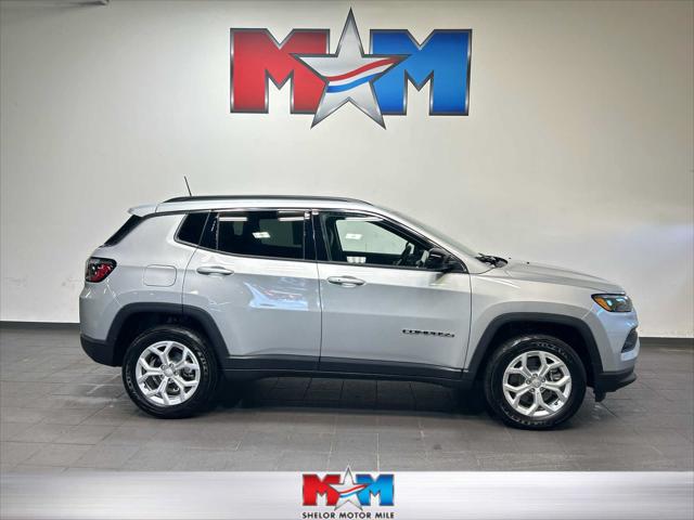 2024 Jeep Compass Latitude 4x4 2024 Jeep Compass Latitude 4x4