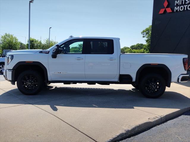 2025 GMC Sierra 2500HD Crew Cab, Standard Bed, AT4, 4WD