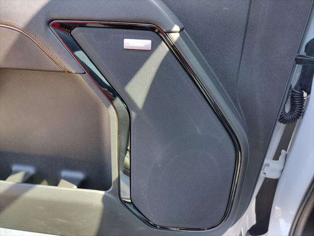2025 GMC Sierra 2500HD Crew Cab, Standard Bed, AT4, 4WD