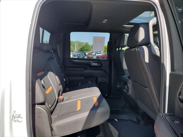 2025 GMC Sierra 2500HD Crew Cab, Standard Bed, AT4, 4WD