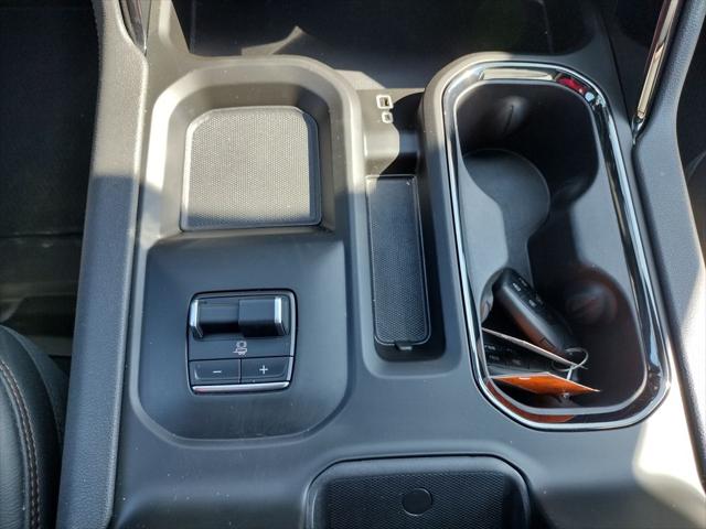 2025 GMC Sierra 2500HD Crew Cab, Standard Bed, AT4, 4WD