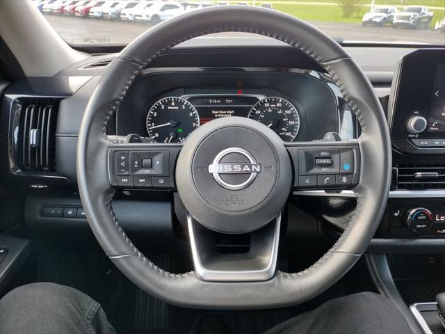 2025 Nissan Pathfinder SV FWD