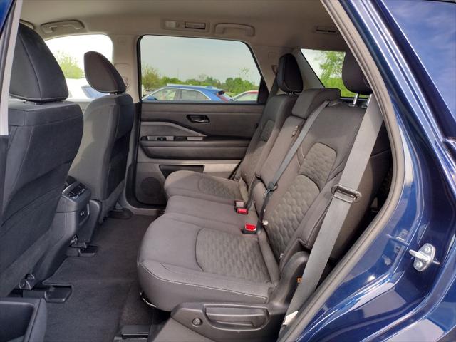 2025 Nissan Pathfinder SV FWD